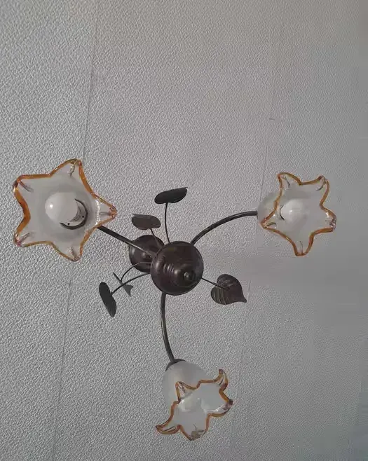 Lampa 3 klosze szklane — praca twórcy Iwona na Freshwall Marketplace
