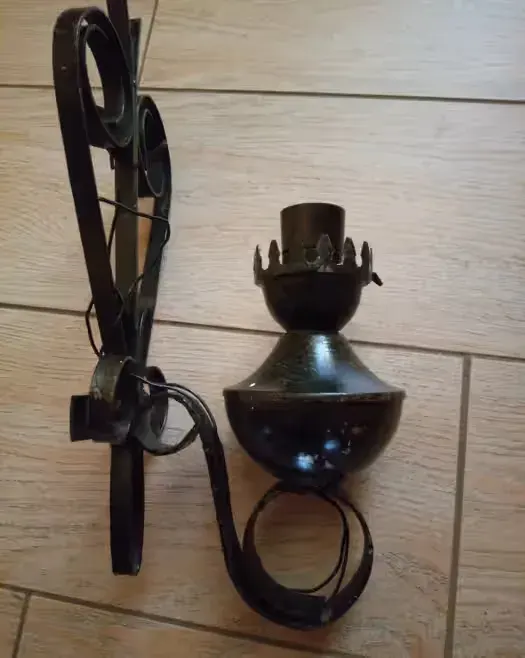 Lampa/kinkiet rękodzieło PRL — praca twórcy Julita na Freshwall Marketplace
