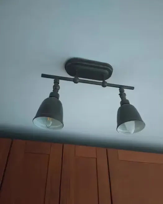 Lampa kuchenna industrial — praca twórcy Anna na Freshwall Marketplace