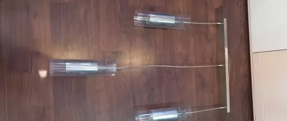 Lampa lub żyrandol wiszące rury — praca twórcy marko na Freshwall Marketplace