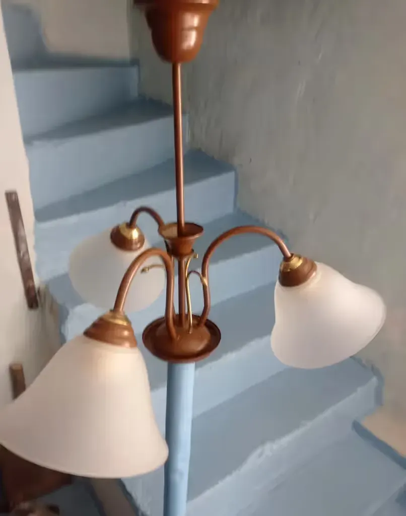 Lampa na zamianę — praca twórcy danielchoina01 na Freshwall Marketplace