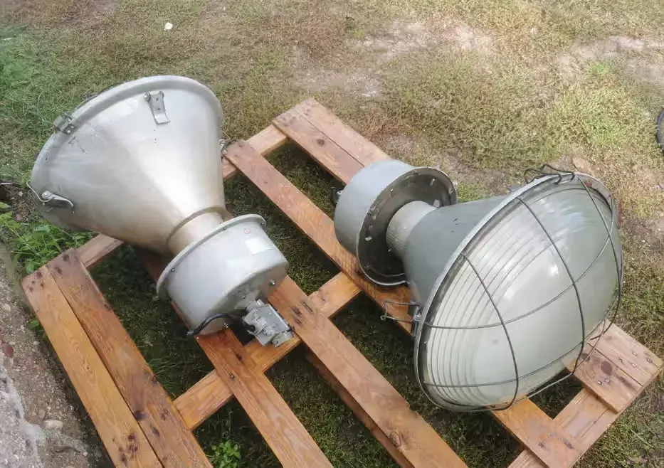 Lampa ORP MESKO LOFT PRL przemysłowa wisząca lampy — praca twórcy Przemek na Freshwall Marketplace