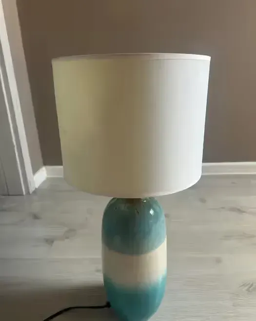 Lampa stojąca Home&you — praca twórcy Beata na Freshwall Marketplace