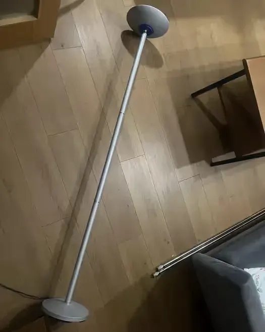Lampa stojąca led — praca twórcy Małgorzata na Freshwall Marketplace