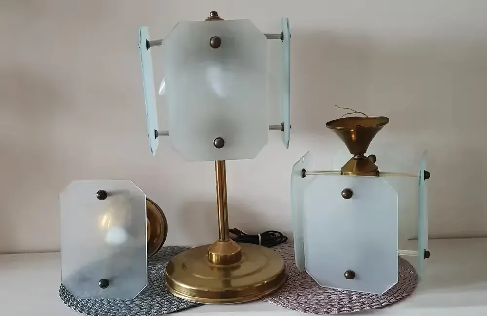 Lampa stojaca +żyrandol +kinkiet  z mosiądzu — praca twórcy Ada na Freshwall Marketplace