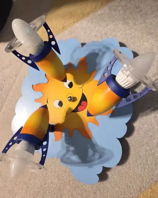 Lampa sufitowa do pokoju dziecka — praca twórcy Bartek na Freshwall Marketplace