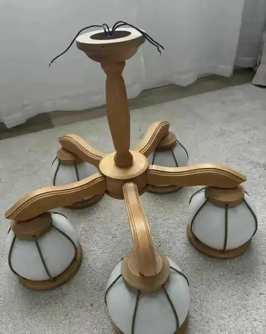 Lampa sufitowa drewniana - żyrandol — praca twórcy Mateusz na Freshwall Marketplace