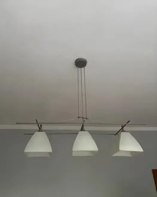 Lampa sufitowa na 3 żarówki, żyrandol — praca twórcy Małgorzata na Freshwall Marketplace