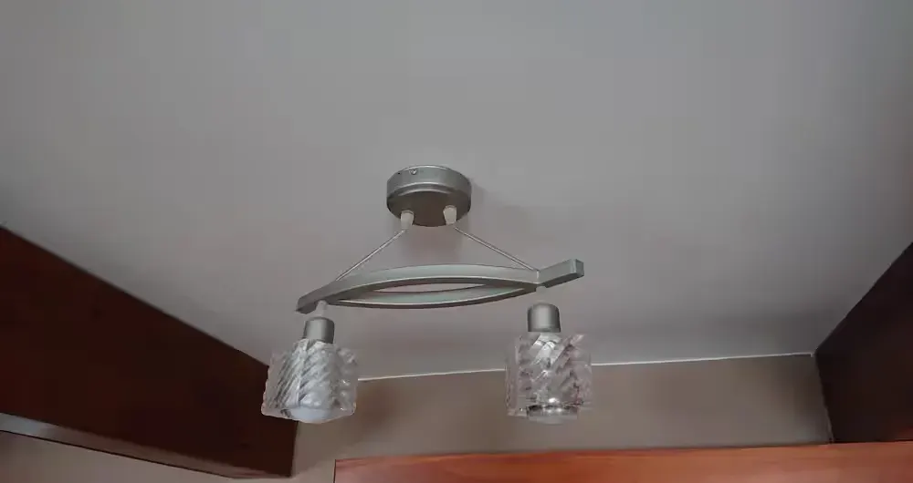 Lampa sufitowa podwójna — praca twórcy Monika na Freshwall Marketplace