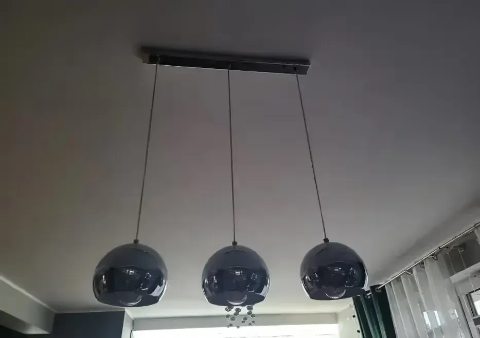 Lampa sufitowa trzy kule chromowane — praca twórcy Joanna na Freshwall Marketplace
