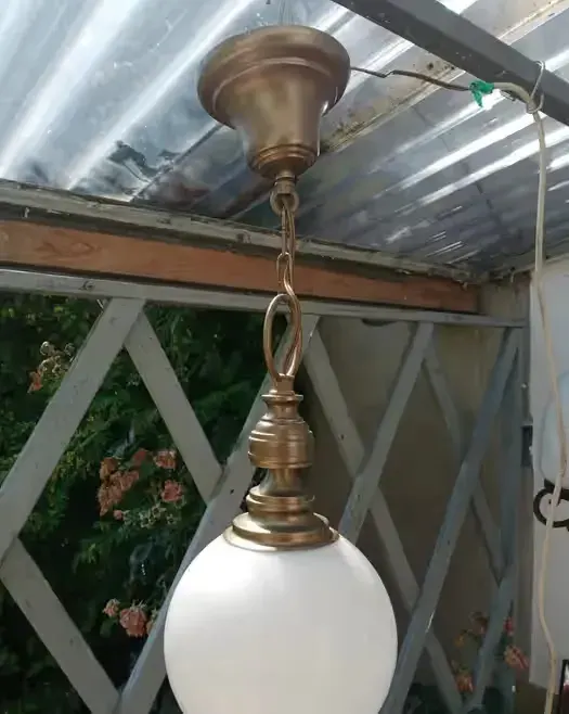 Lampa    wisząca — praca twórcy Magda na Freshwall Marketplace