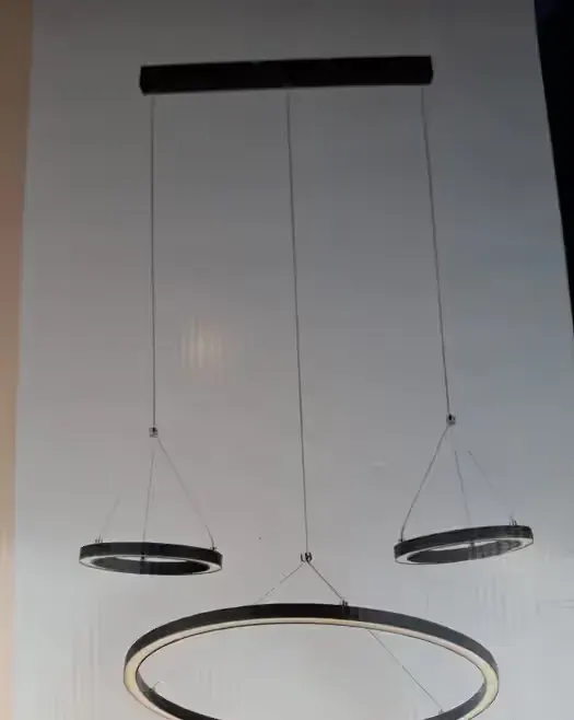 Lampa wisząca sufitowa czarna - koła z wbudowanym ściemniac NOWA — praca twórcy Michał na Freshwall Marketplace