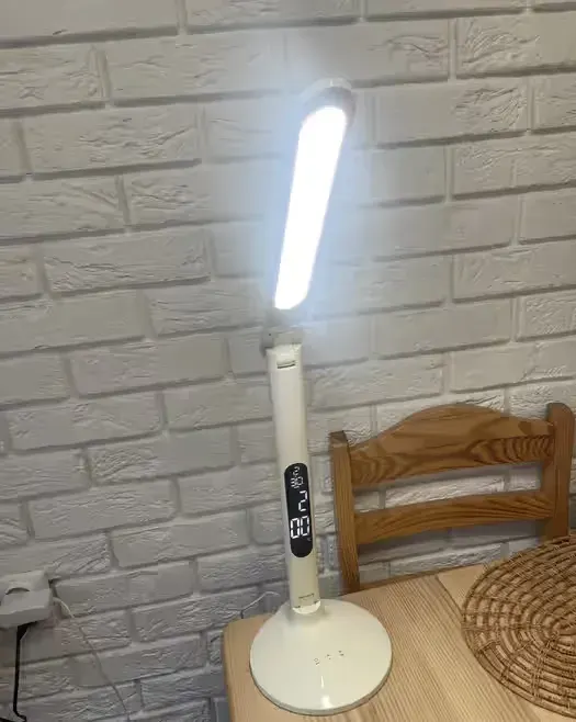 Lampka nocna cyfrowa — praca twórcy marija na Freshwall Marketplace