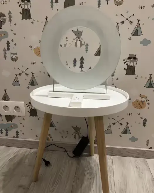 Lampka szklana, led — praca twórcy Gosia na Freshwall Marketplace
