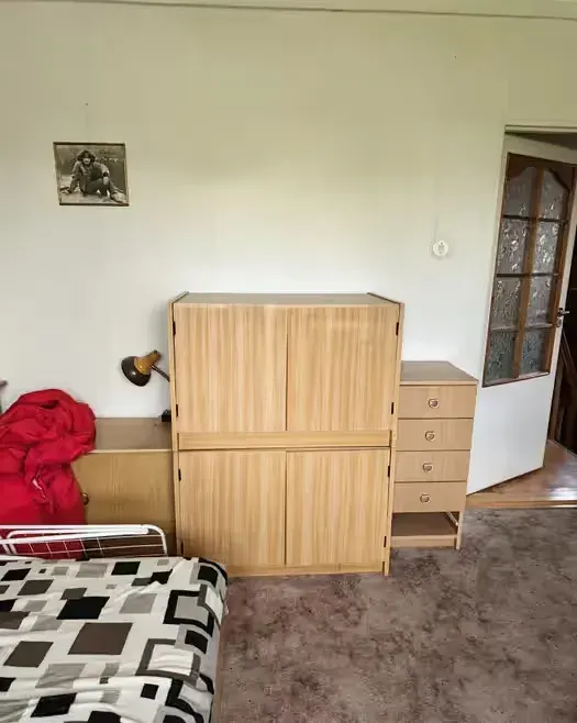 Meble, regał, meblościanka, komoda, retro, lampa, łóżko. Tanio — praca twórcy Laura na Freshwall Marketplace