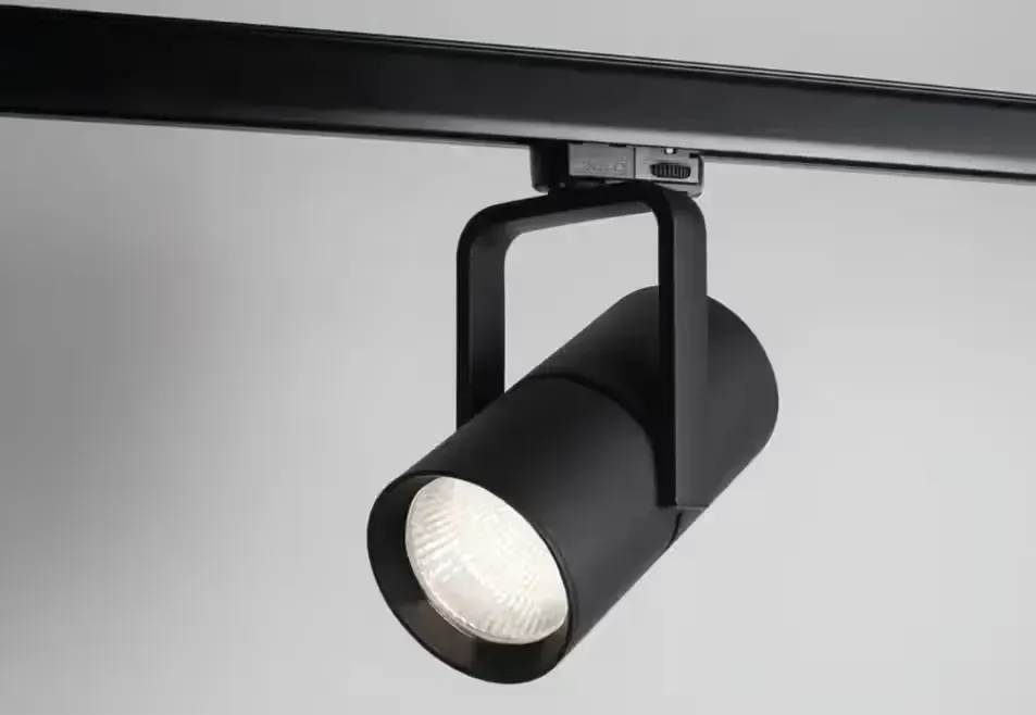 Nowy Czarny Reflektor Szynowy LED Molto Luce 2 GO Track - Z Niemiec! — praca twórcy Tobi na Freshwall Marketplace
