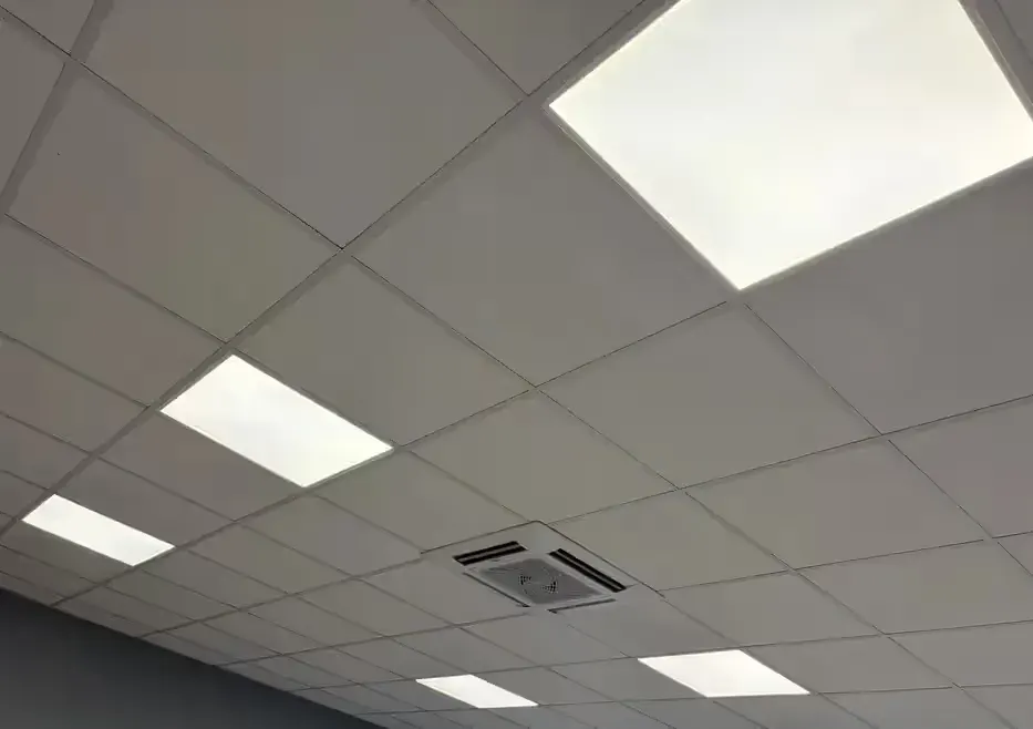 Oprawy oświetleniowe LED 60x60 — praca twórcy Kamil na Freshwall Marketplace