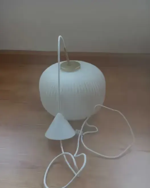 Szklana lampa na sprzedaz — praca twórcy Anna na Freshwall Marketplace