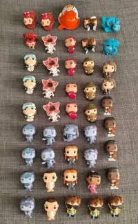 44 figurki Stranger Things Kider Joy, stan bardzo dobry. — ujęcie 5