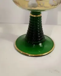 Antyczny Kieliszek Remer Zdobiony Zielona Nóżka — ujęcie 2