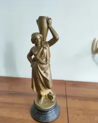 Antyk figurka  ze stopu — ujęcie 4