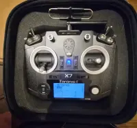 Aparatura zdalnego sterowania frsky taranis qx7 plus modół long range r9m — ujęcie 4