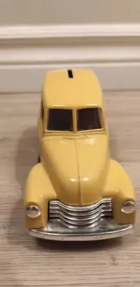 blaszana zabawka autko samochod metalow auto kolekc 18cm skarbonka USA — ujęcie 2