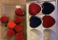Bombki choinkowe pluszowe aksamitne serduszka i okragle retro prl — ujęcie 2