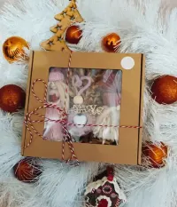Box świąteczny z makramy różowy — ujęcie 3