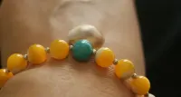 bransoletka z naturalnych muszelek — ujęcie 5