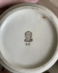 Ceramiczne bulionówki  Zakłady Porcelitu Stołowego „Tułowice” — ujęcie 2