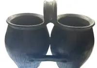 Ceramika ludowa siwaki dwojaki  wys 24 cm — ujęcie 3