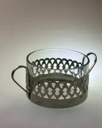 Cukiernica PRL szkło  koszyczek śred  9,4 cm — ujęcie 3