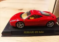 Cztery modele Ferrari na podstawkach skala 1 :43 — ujęcie 5