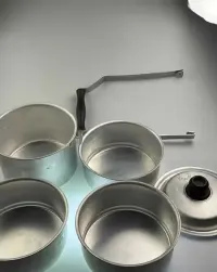 Czworaki PRL  popularnie trojak menażka obiadowa aluminium 1986 r — ujęcie 3