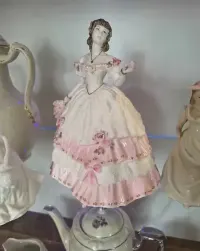 Dama porcelanowa Olivia Coalport limitowana edycja — ujęcie 3