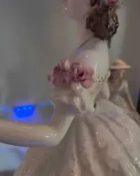Dama porcelanowa Olivia Coalport limitowana edycja — ujęcie 5