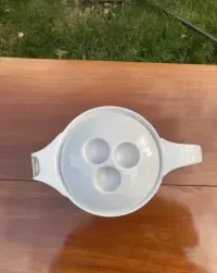 Duński porcelanowy imbryk — ujęcie 2