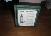 dużą drewniana reklamowa butelka — ujęcie 4