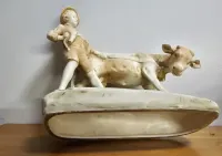 Figurka chłopca trzymającego Wołu — ujęcie 4