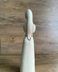 Figurka  dziewczyna z bukietem Eryki trzewik Drost Bogucice porcelana — ujęcie 2