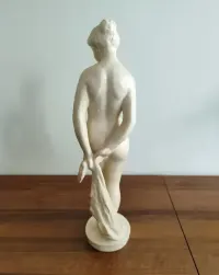 Figurka fajansowa — ujęcie 4