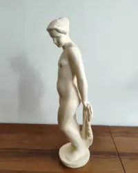 Figurka fajansowa — ujęcie 5
