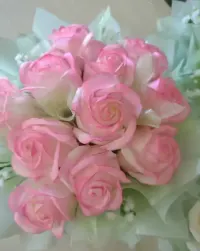 Flowerbox mydlane róże zakończenie roku szkolnego, średnica ok. 23 cm, wysokość ok. 20 cm — ujęcie 3
