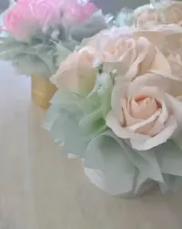 Flowerbox mydlane róże zakończenie roku szkolnego, średnica ok. 23 cm, wysokość ok. 20 cm — ujęcie 4