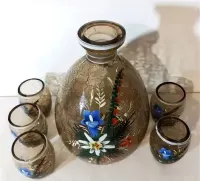 Karafka z kieliszkami — ujęcie 4