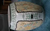 kolekcjonerski puf ceramiczny — ujęcie 5