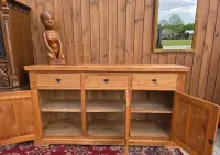 Komoda tekowa 3-drzwiowa z szufladami 178x49x97 cm #501 Stylowy Węgrów — ujęcie 2