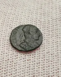 Konstancjusz II (AD 337-361) follis Securitas AE4 (1,10g/14mm) -Rzadka — ujęcie 5