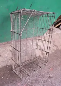 kosz metalowy prl zabytkowy — ujęcie 4